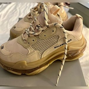 Chunky Sneakers Balenciaga Cream Trainers Balenciaga Shoes